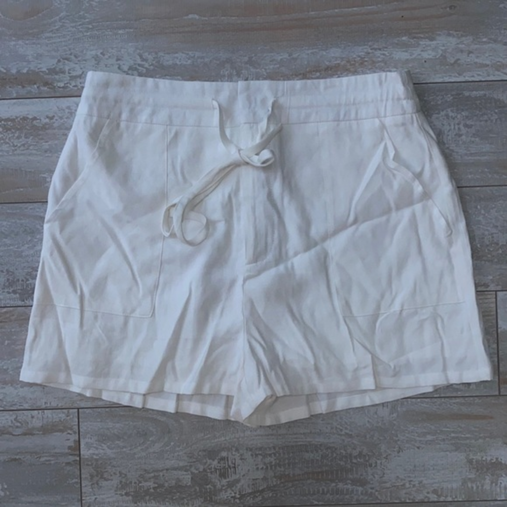 Bailey Rose Boutique White Shorts